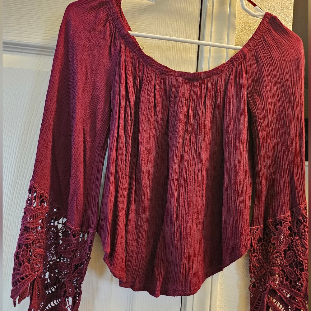 3/4 sleeve crop top/blouse
